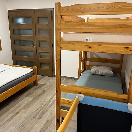 Rajczi Apartman Могач Екстер'єр фото